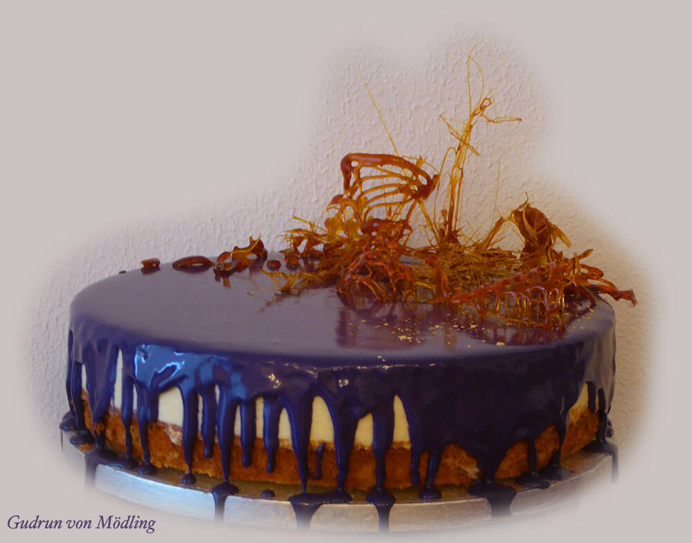 Weißer Schokoladen-Traum mit Mirror Glaze (spezielle Glasur) – Gudrun ...