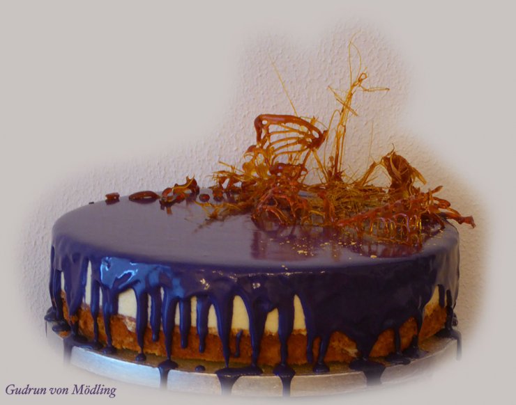 Weißer Schokoladen-Traum mit Mirror Glaze (spezielle Glasur) – Gudrun ...
