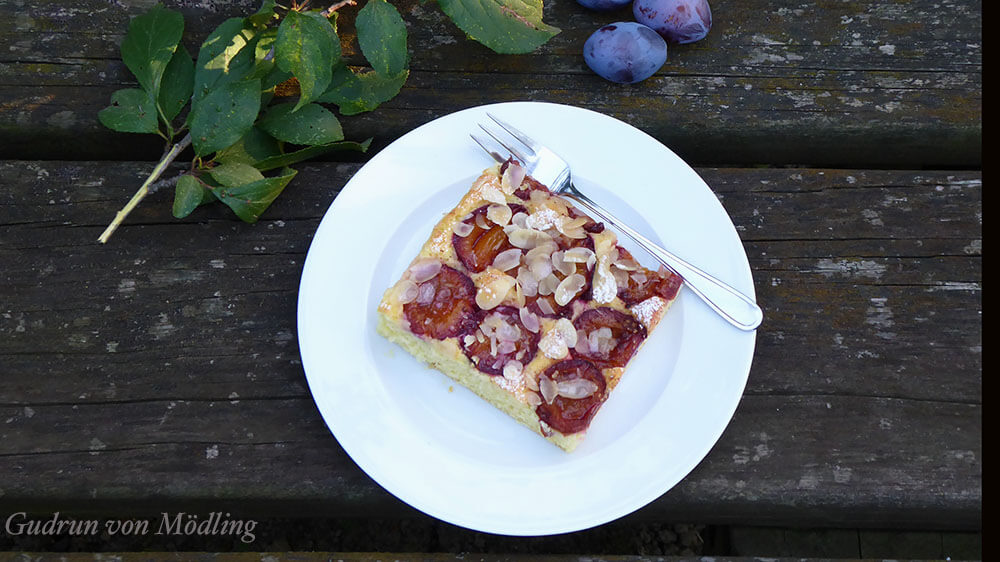 Zwetschgenkuchen vom Blech