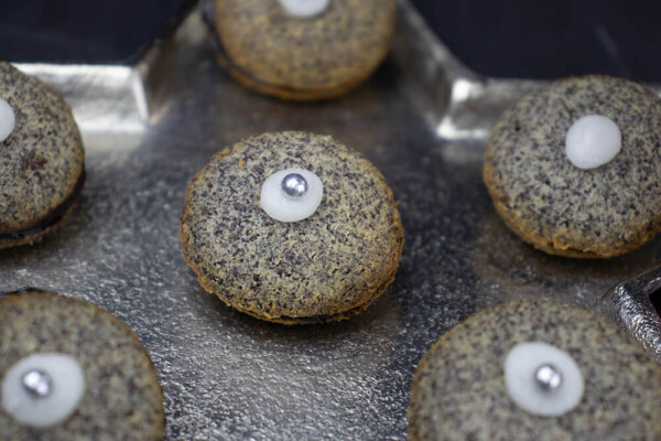 Buch Nr. 2: “Himmlisch einfach – einfach himmlisch” – Kekse backen mit Gudrun von Mödling