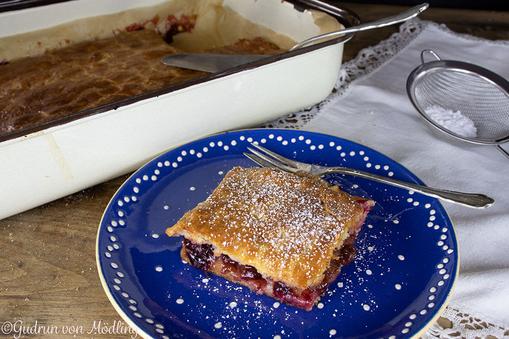 Zwetschken-Apfelkuchen aus der Rein